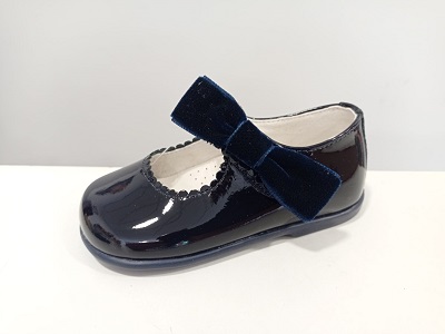 Zapato mercedes charol azul